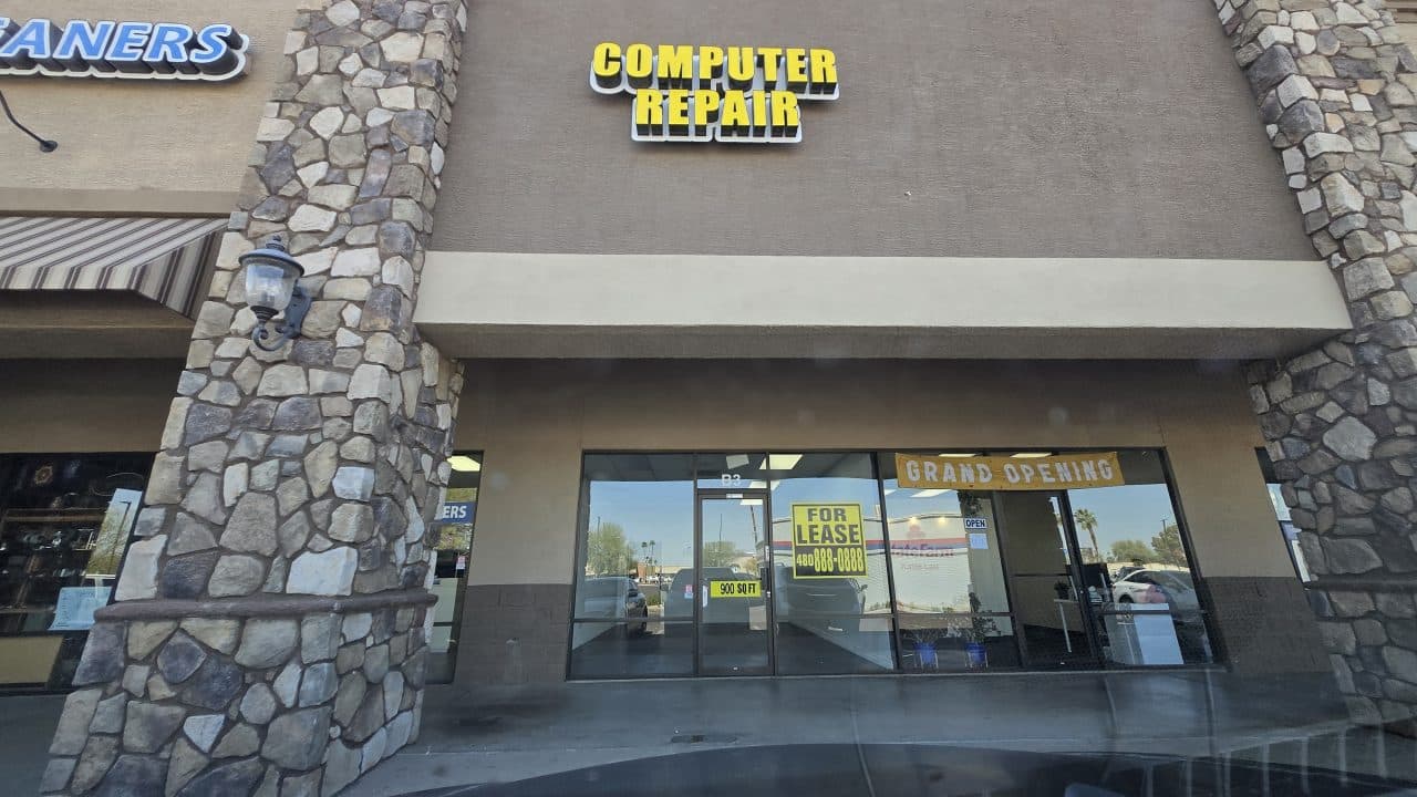 Our Neighbor “Fast Fix Computer Repair” has Closed
