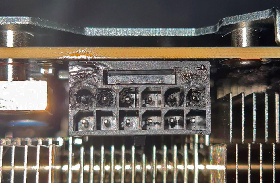 RTX 4090 Card with melted 12VHPWR connector